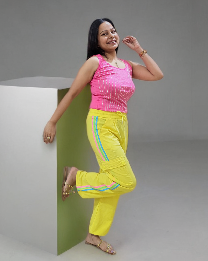 Women Relaxed Fit Balloon Joggers With Multicoloured Strips